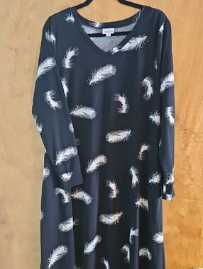 LuLaRoe Multicolor Logo Tee - Gray & Black Trim Dress